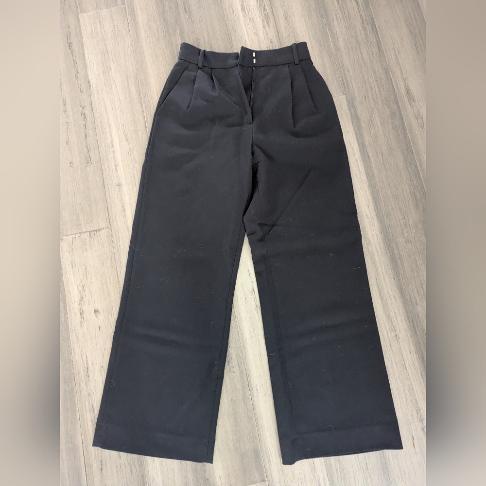 Abercrombie & Fitch Sloan Tailored Wide Leg Pant, Size 26 (new without tags)